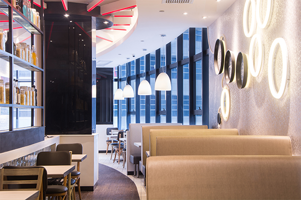 Transforma tu bar en Valencia: sistemas de ventilación modernos que marcan la diferencia